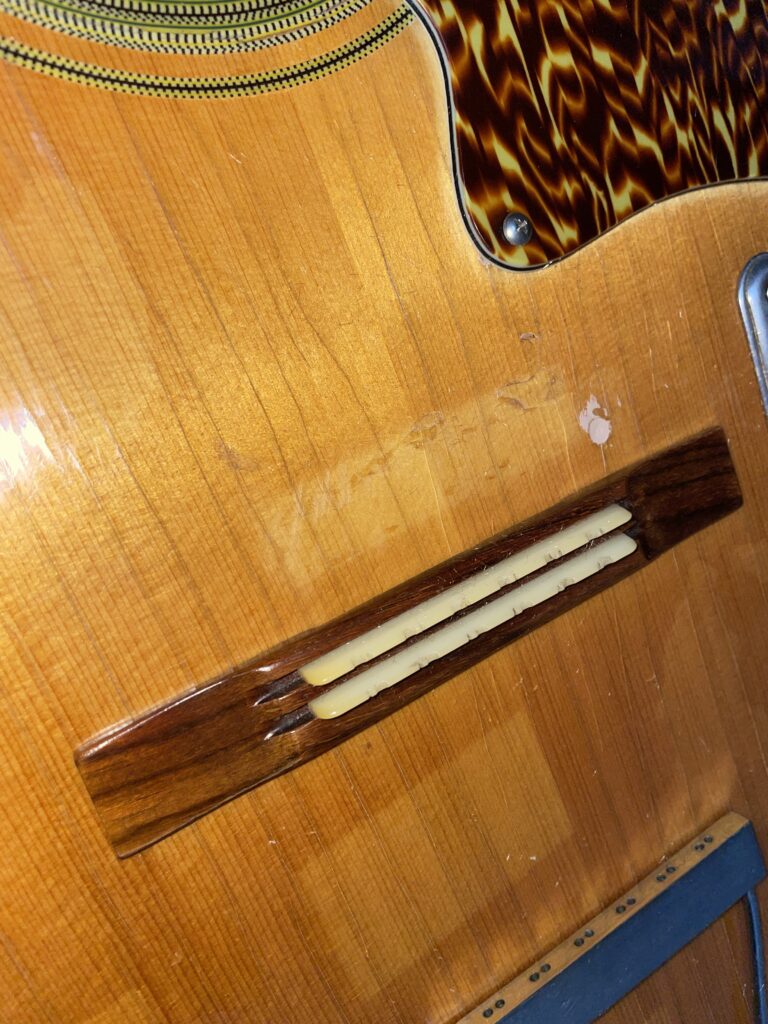 12弦ギターブリッジ周り