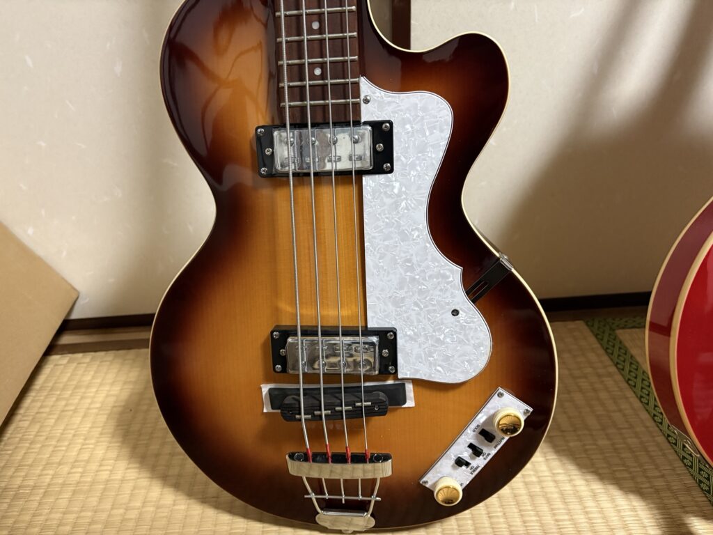 Hofner Club Bassボディ部