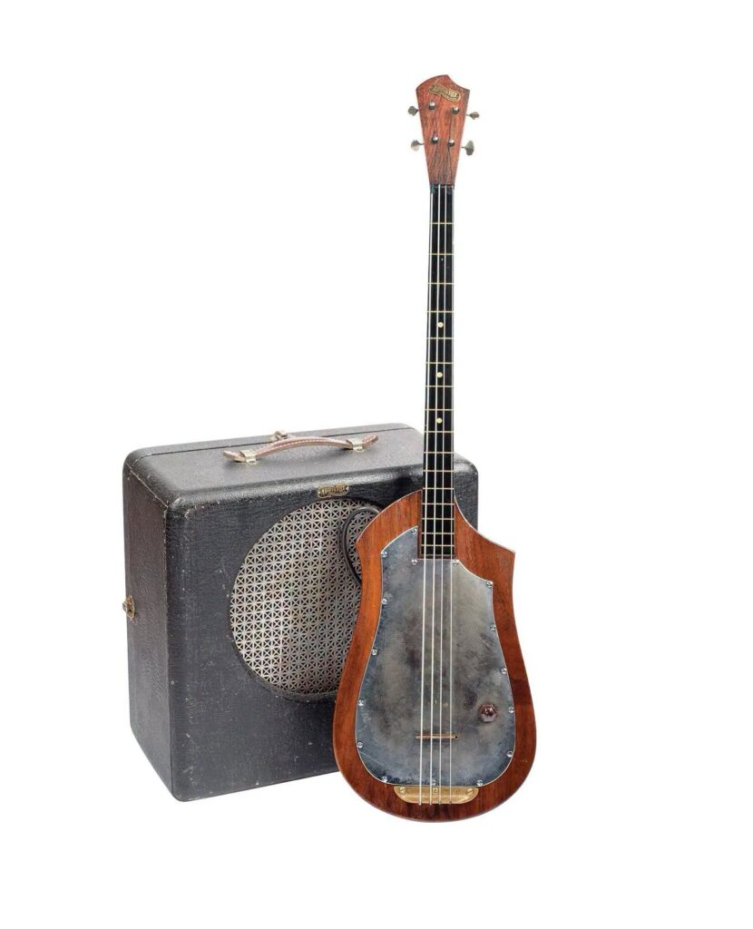 Audiovox 736