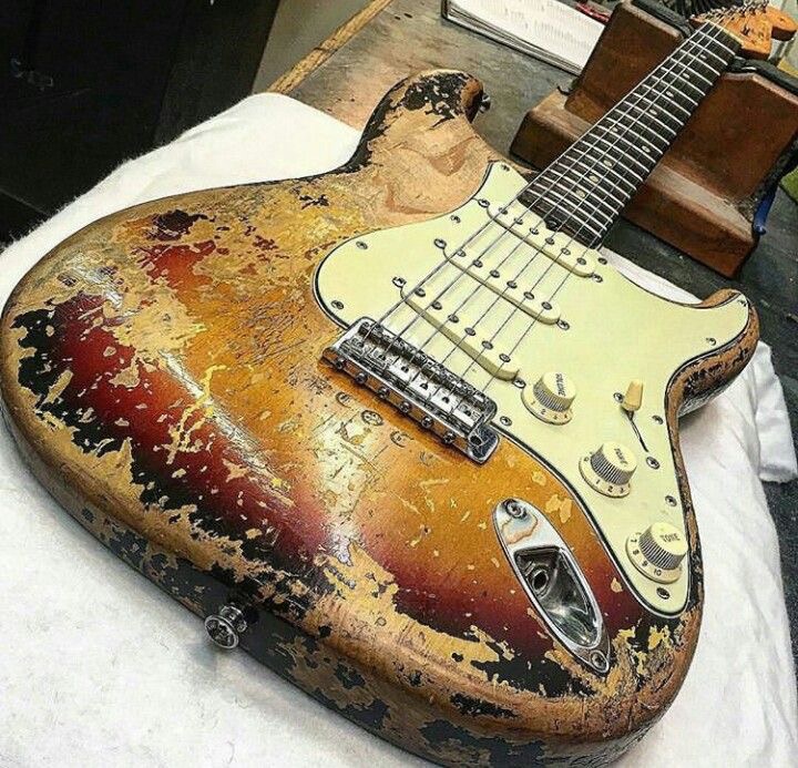 Fender Stratocaster