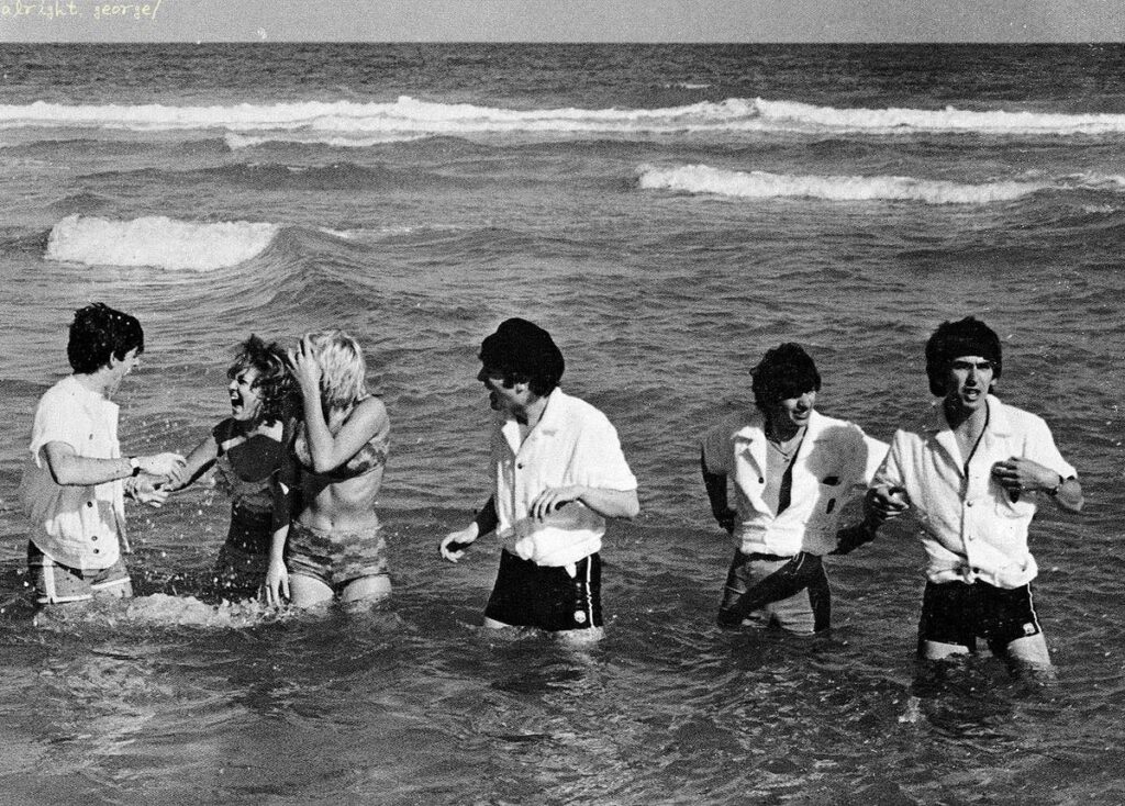 Beatlesとファンの女の子たち