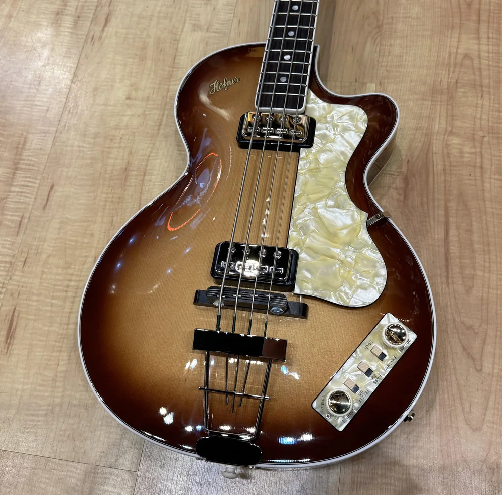 Hofner Club Bass